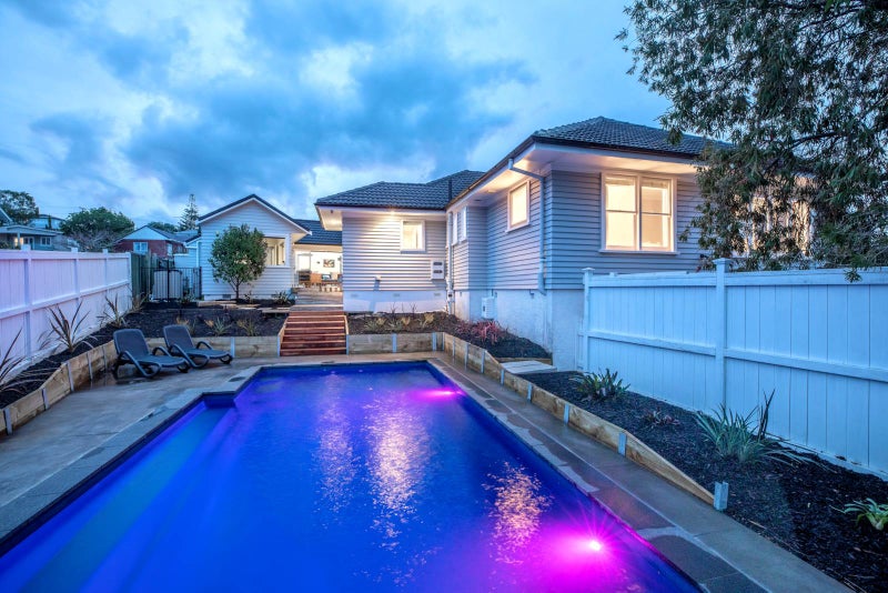 18 Kesteven Avenue, Glendowie, Auckland - Carousel 2