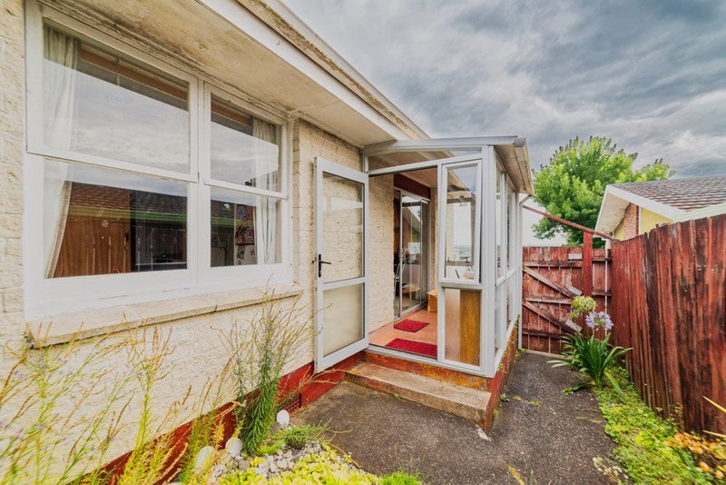 2/9 Landop Terrace, Howick, Auckland - Carousel 2