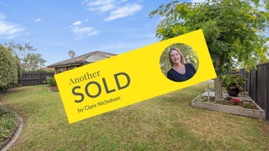 10 Kadina Place, Botany Downs, Auckland - Carousel 1