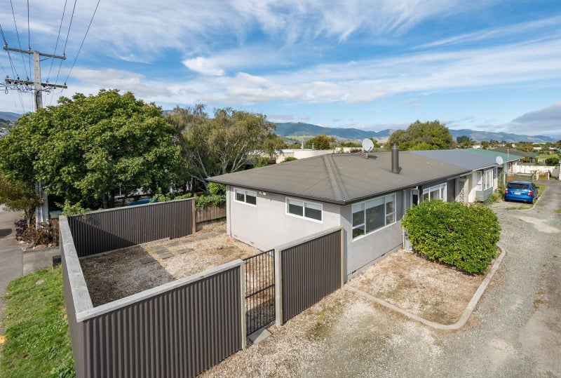 1/107 Parkers Road, Tahunanui, Nelson - Carousel 1