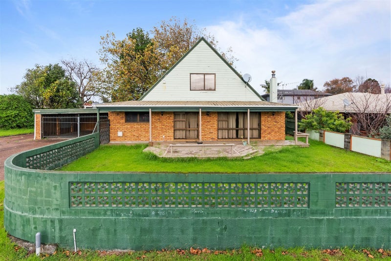 76 Motatau Road, Papatoetoe, Auckland - Carousel 1