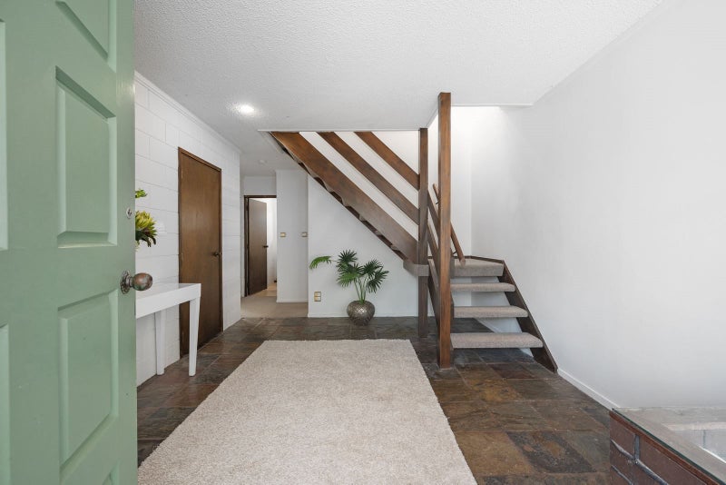 2/518 Beach Road, Murrays Bay, Auckland - Carousel 2