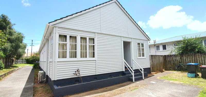 158 Rockfield Road, Penrose, Auckland - Carousel 1