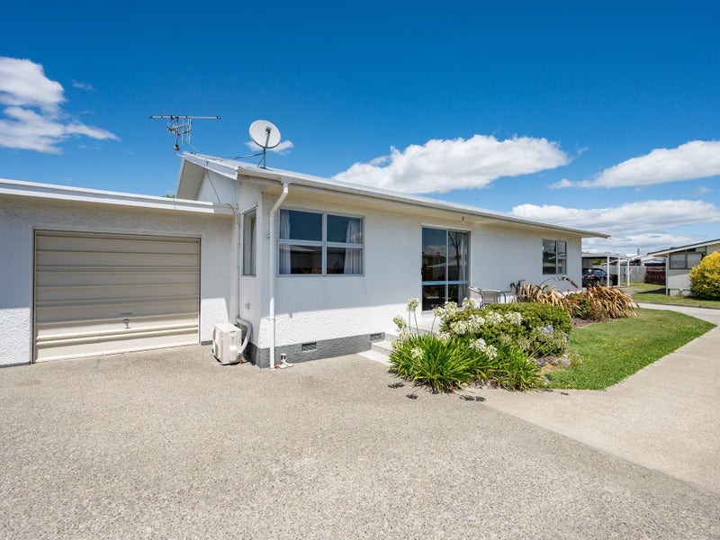 67A FERGUSSON ST, Stoke, NELSON - Carousel 1