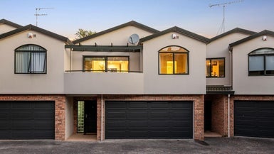 3/262 Onewa Road, Birkenhead, Auckland - Carousel 1