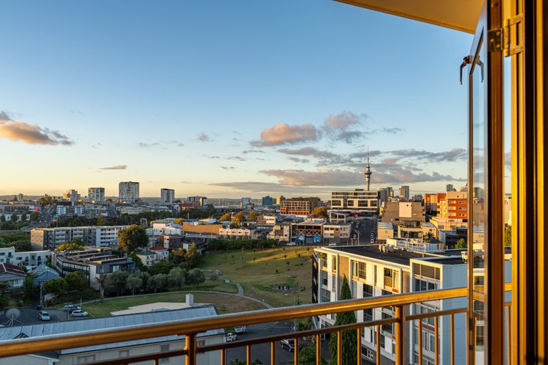 5B/4 Rendall Place, Eden Terrace, Auckland - Carousel 1