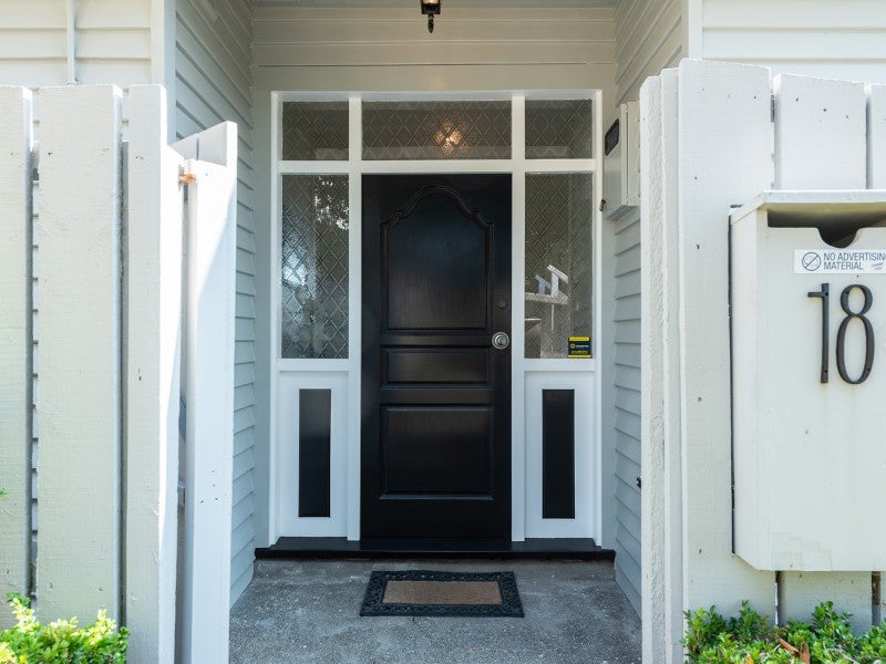 18 Carrington Street, Mount Cook, Wellington - Carousel 2