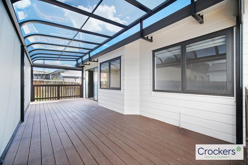 1/22 FRUITVALE RD, New Lynn, Auckland - Carousel 13