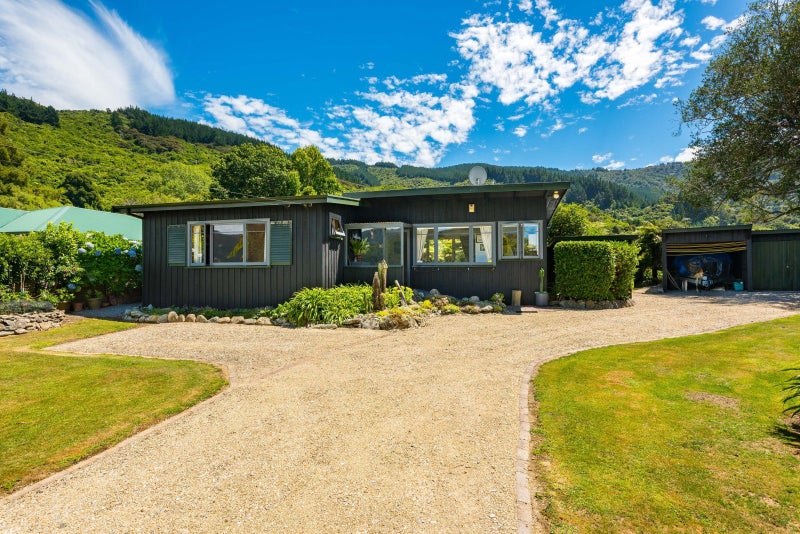 347 Anakiwa Road, Picton - Carousel 2
