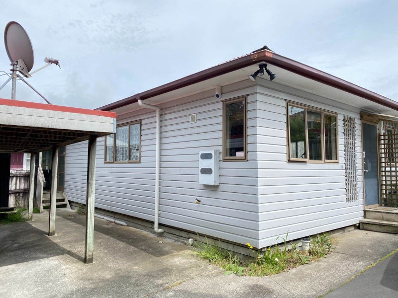 19 Oteha Valley Road, Northcross, Auckland - Carousel 2