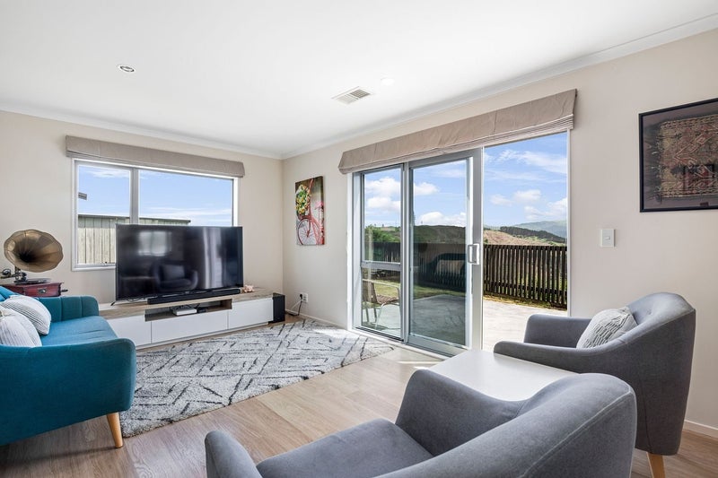 14 Montego Place, Grenada Village, Wellington - Carousel 2