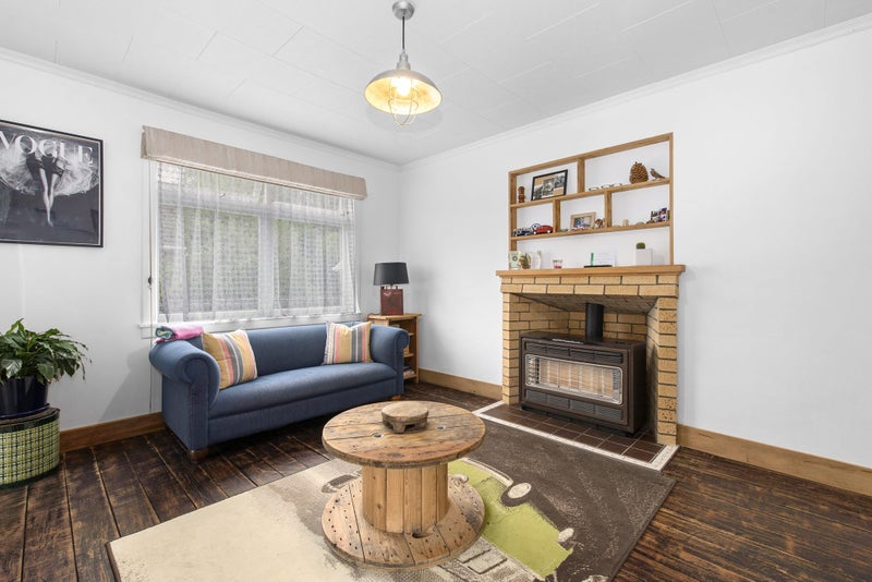 11 Devon Street, Glenholme, Rotorua - Carousel 2