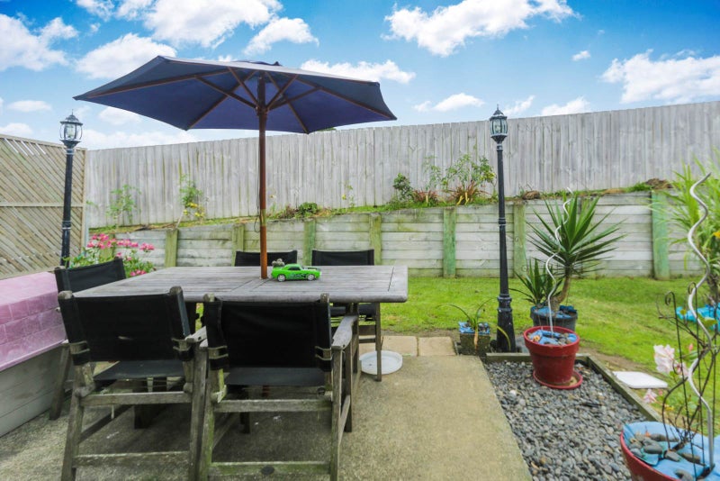 10 Scowns Way, Glendene, Auckland - Carousel 19