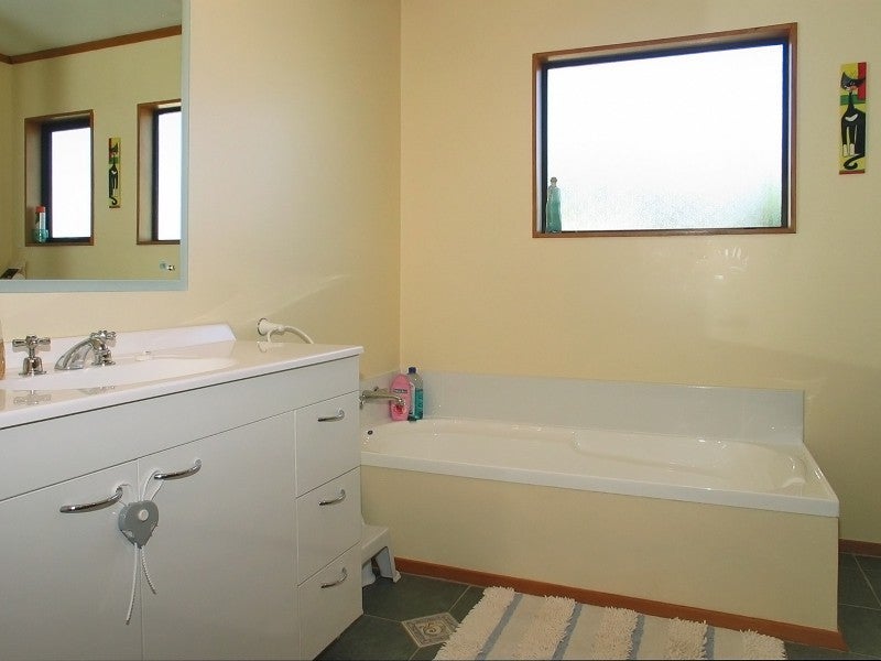 14 Papakowhai Road, Papakowhai, Porirua - Carousel 26