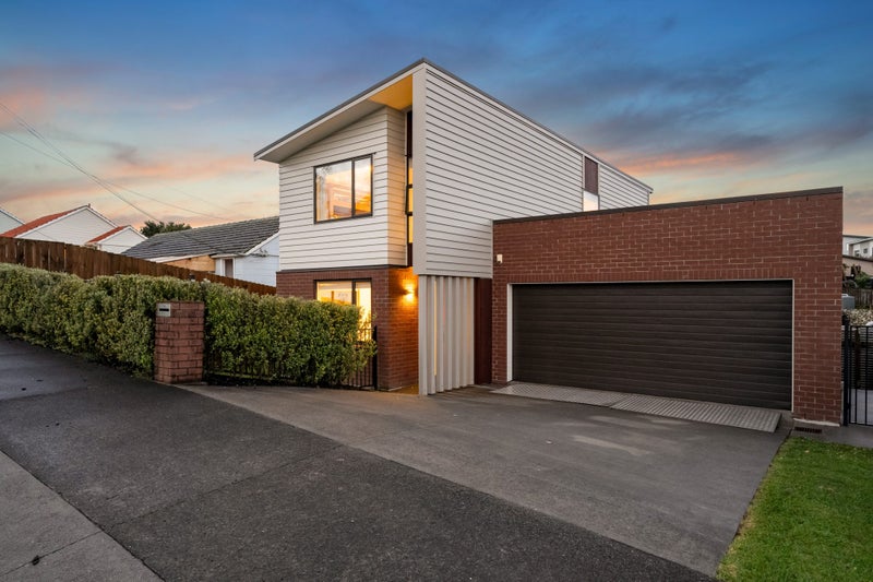 70 Castledine Crescent, Glen Innes, Auckland City, Auckland - Carousel 1