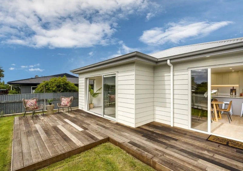 6 Ypres Street, Greenmeadows, Napier - Carousel 2