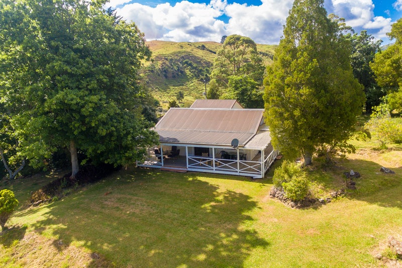 147 Taita Road, Waimamaku - Carousel 1