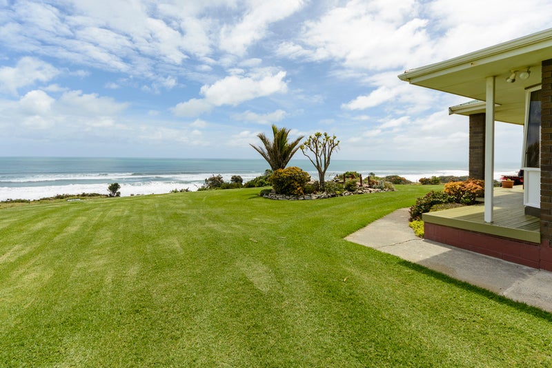 5359 State Highway 3, Mokau - Carousel 2