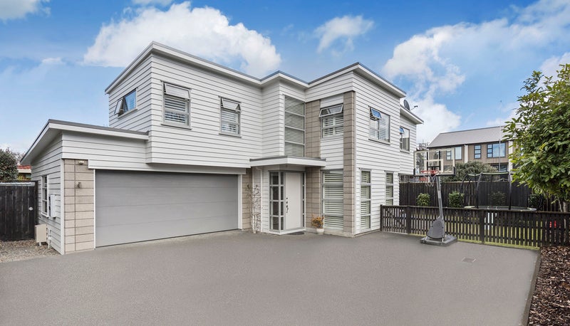 18 Oak Street, Royal Oak, Auckland - Carousel 1