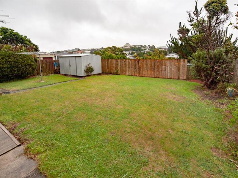 23 Oswald Crescent, Paparangi, Wellington - Carousel 14
