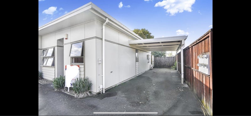 8A Ford Street, Hamilton East, Hamilton - Carousel 1