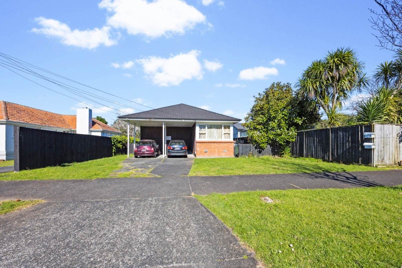 33 Parrish Road, Sandringham, Auckland - Carousel 2