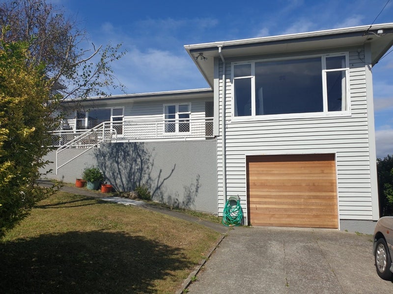 12 Herewini Street, Titahi Bay, Porirua - Carousel 1