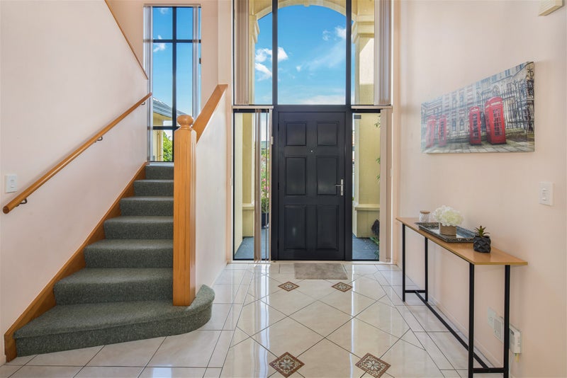 7 Gresford Place, Churton Park, Wellington - Carousel 2