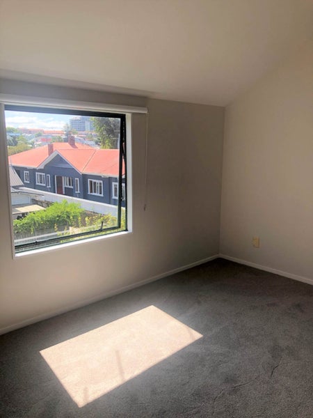 3D Outhwaite Lane, Grafton, Auckland - Carousel 6