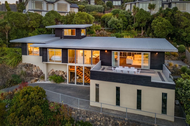 25 Challenger Lane, Redcliffs, Christchurch - Carousel 1