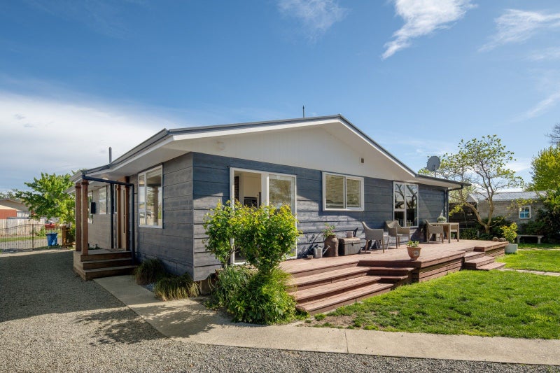 23 Shirtliff Street, Riversdale, Blenheim - Carousel 1