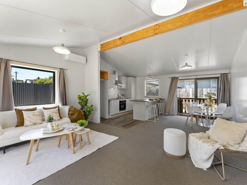 14B Kōnini Street, Taupō - Carousel 2