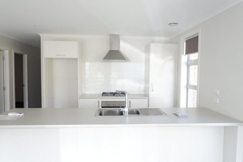 6 Rocky Road, Huntington, Hamilton - Carousel 2