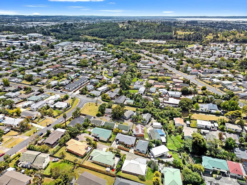 16B Roick Parade, Glen Eden, Auckland - Carousel 27