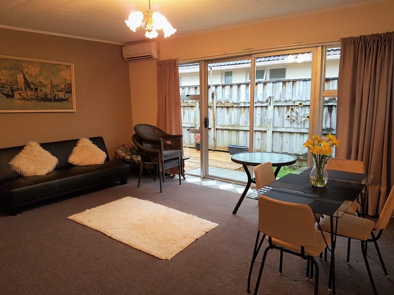 2/29 Bristol Street, Trentham, Upper Hutt - Carousel 1