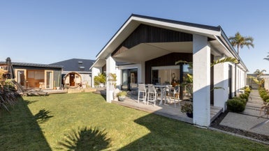 37 Colpoma Close, Papamoa Beach, Papamoa - Carousel 1