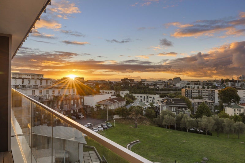 401/15 Rendall Place, Eden Terrace, Auckland - Carousel 1
