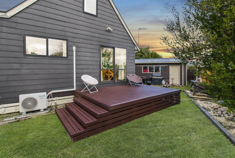 9 Shire Lane, Woolston, Christchurch - Carousel 2