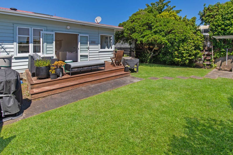 1/235 WATERLOO RD, Hutt Central, Lower Hutt - Carousel 2