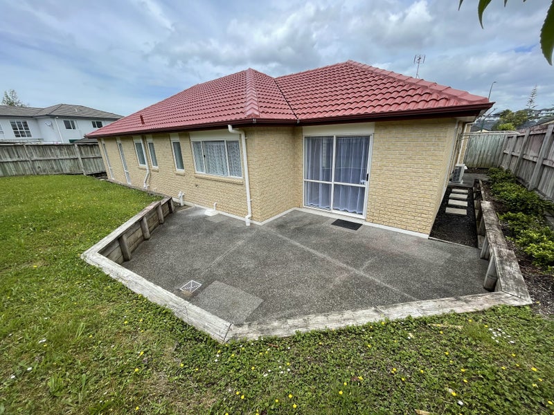 30 Hugh Green Drive, Pinehill, Auckland - Carousel 2