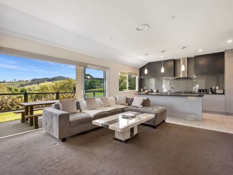 37G Miles Lane, Tauriko, Tauranga - Carousel 1