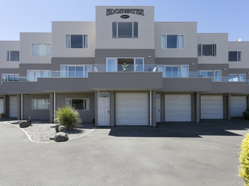 5/208 Lake Terrace, Waipahihi, Taupo - Carousel 2