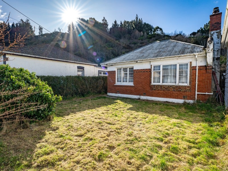 28 Pentland Street, North East Valley, Dunedin - Carousel 1