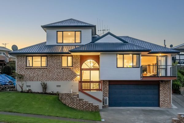 212A Fairway Drive, Kamo, Whangarei - Carousel 1