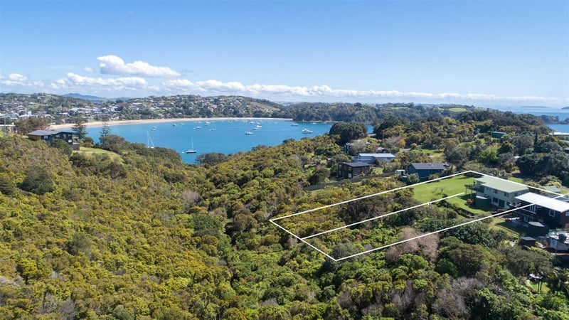 13/15 Newton Road, Waiheke Island, Waiheke Island - Carousel 33