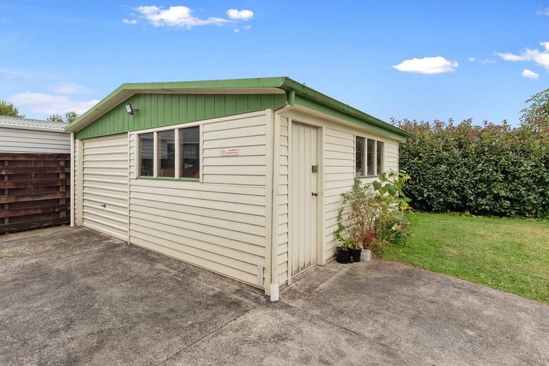 5 Page Place, Hamilton East, Hamilton - Carousel 14