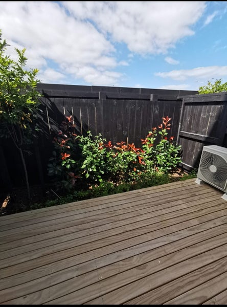 42A Westgate Drive, Westgate, Auckland - Carousel 2