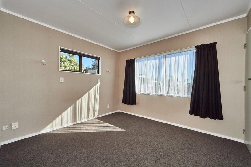 50B Benmore Avenue, Cloverlea, Palmerston North - Carousel 8