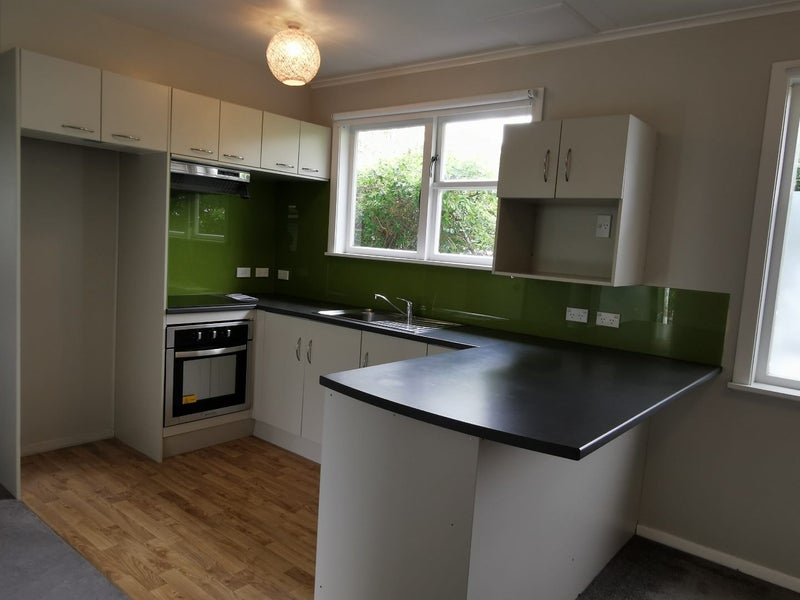 8 Heath Street, Wainuiomata, Lower Hutt - Carousel 1