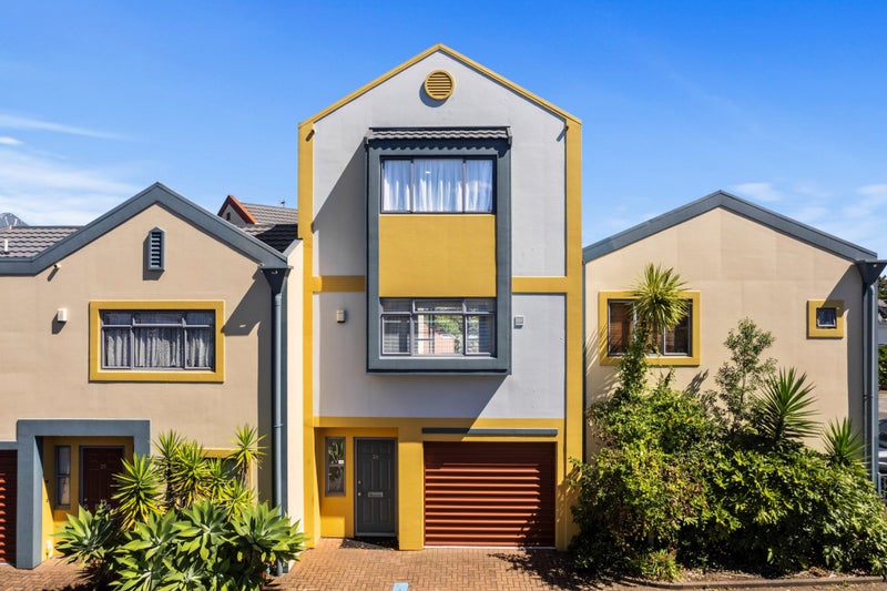 24/14 Ambrico Place, New Lynn, Auckland - Carousel 1